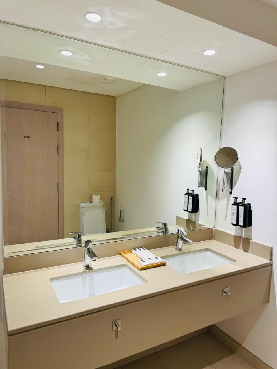 The Hive Retreats In Yas Island Apartment Abu Dhabi Ngoại thất bức ảnh